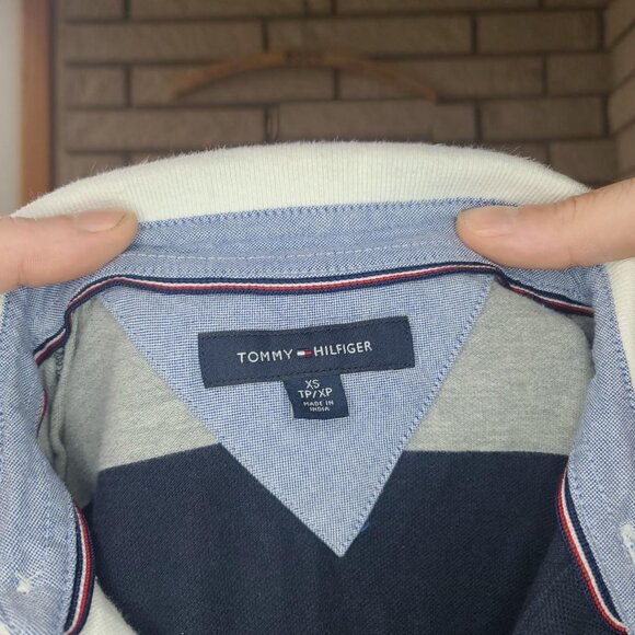 Retro 'Tommy Hilfiger' navy/grey striped long-sleeve rugby shirt men's XS - Picture 3 of 3